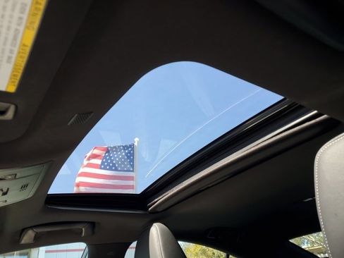 Used 2025 Lexus IS 350 F Sport image 16