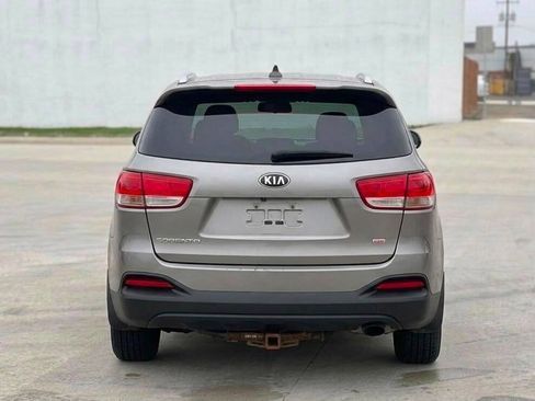 Used 2016 Kia Sorento AWD image 5