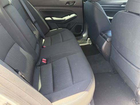 Certified 2025 Nissan Altima 2.5 SV FWD image 15