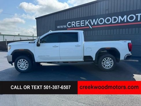 Used 2022 GMC Sierra 2500 SLT w/ SLT Premium Package AWD/4WD image 17