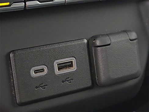 Used 2024 GMC Sierra 1500 Pro w/ Pro Value Package image 13