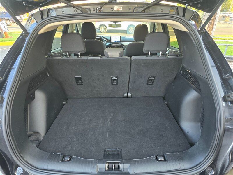 Used 2020 Ford Escape SE AWD/4WD image 17