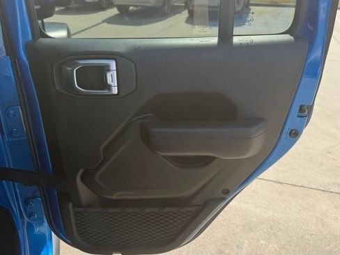 Used 2021 Jeep Wrangler Unlimited Sport AWD/4WD image 13
