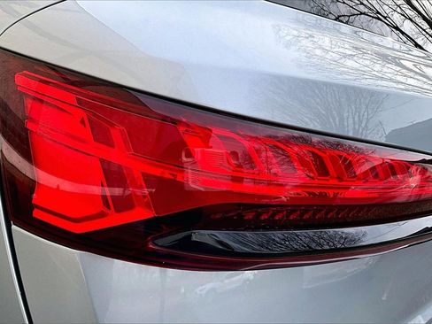 Used 2025 Audi Q7 2.0T Premium Plus image 23