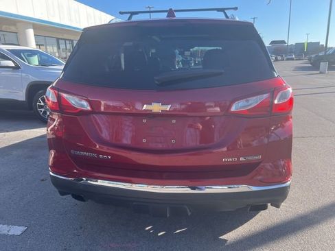 Used 2018 Chevrolet Equinox Premier image 4