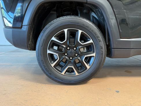 Used 2020 Jeep Compass Trailhawk AWD/4WD image 8