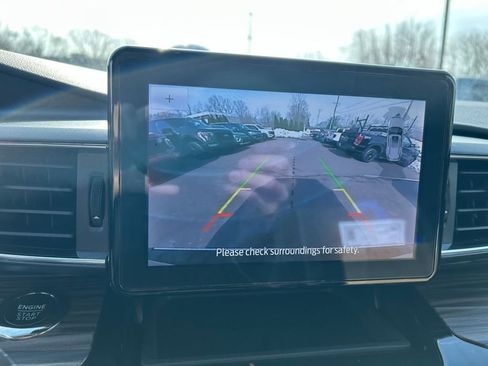 Certified 2023 Ford Explorer Limited w/ Equipment Group 301A image 29