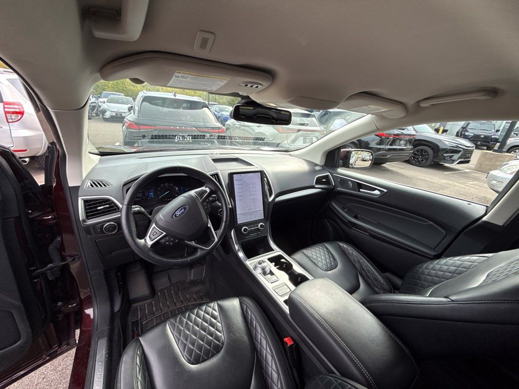 Used 2024 Ford Edge Titanium AWD/4WD image 28