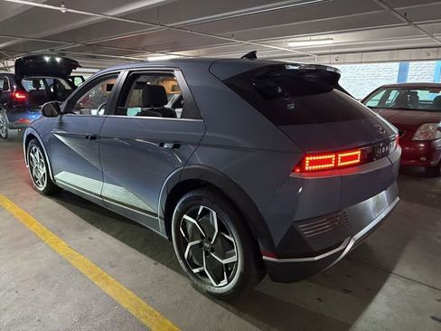 Used 2024 Hyundai Ioniq 5 SEL image 4