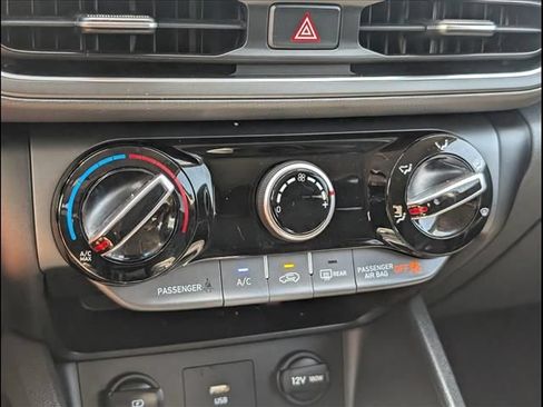 Used 2023 Hyundai Kona SEL FWD image 15