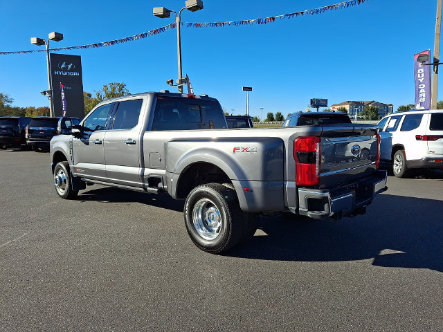 Used 2024 Ford F350 Lariat w/ Lariat Ultimate Package AWD/4WD image 6