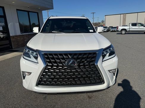 Used 2020 Lexus GX 460 Premium w/ Premium Package image 10
