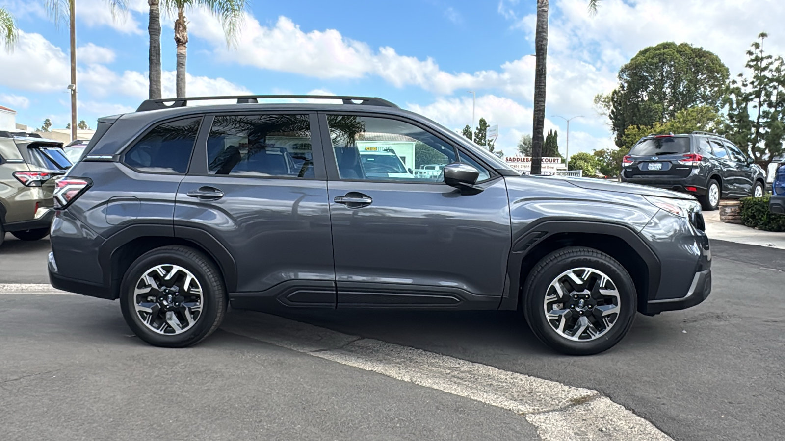 Certified 2025 Subaru Forester Premium w/ Convenience Package #1 AWD/4WD image 5