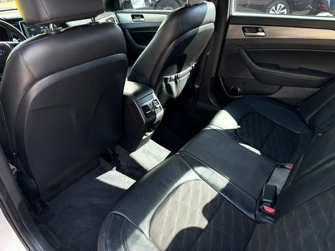 Used 2018 Hyundai Sonata Sport w/ Tech Package 05 FWD image 15