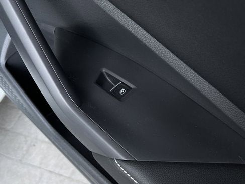 New 2025 Volkswagen Jetta Sport image 19