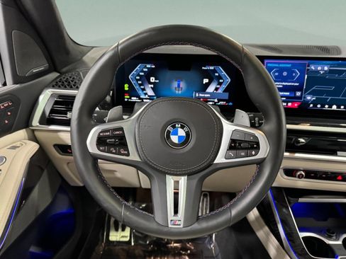 Certified 2025 BMW X7 M60i image 14