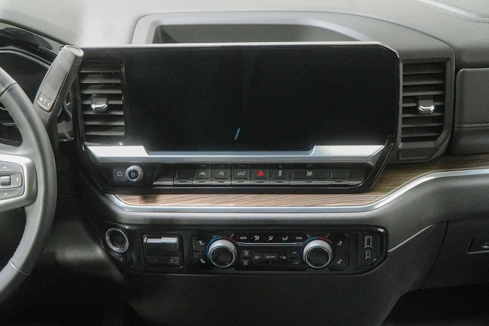 Used 2025 Chevrolet Silverado 1500 LT AWD/4WD image 27