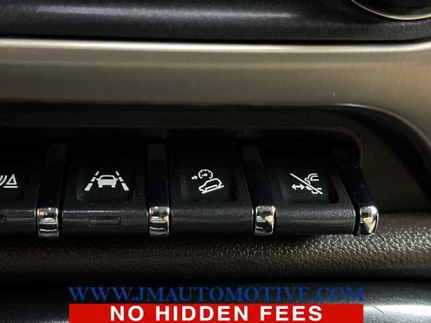 Used 2018 GMC Sierra 1500 Denali w/ Denali Ultimate Package image 33