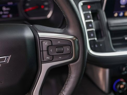 Used 2021 Chevrolet Tahoe Z71 w/ Z71 Signature Package image 16