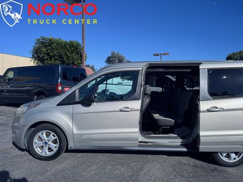 Used 2015 Ford Transit Connect XLT image 10