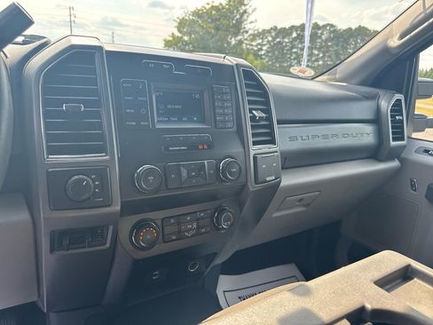 Used 2019 Ford F350 XLT AWD/4WD image 15