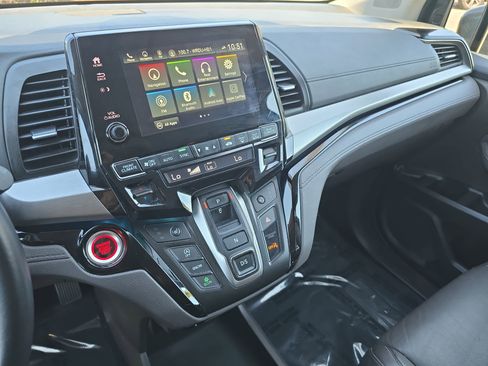 Used 2023 Honda Odyssey Touring image 22