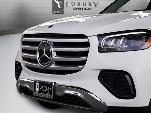 Used 2024 Mercedes-Benz GLS 450 GLS 450 image 10