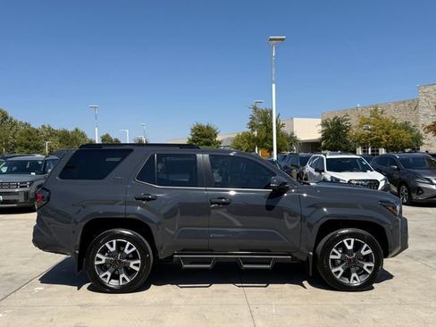 Used 2025 Toyota 4Runner TRD Sport Premium RWD image 5