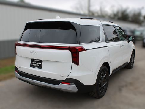 New 2026 Kia Carnival EX FWD image 9