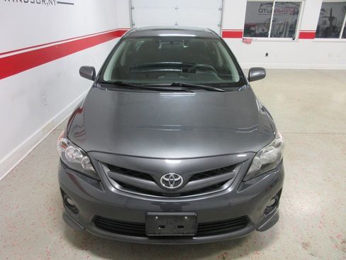 Used 2013 Toyota Corolla S Special Edition image 10