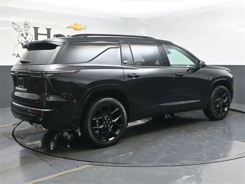 New 2026 Chevrolet Traverse RS w/ LPO, Floor Liner Package image 29