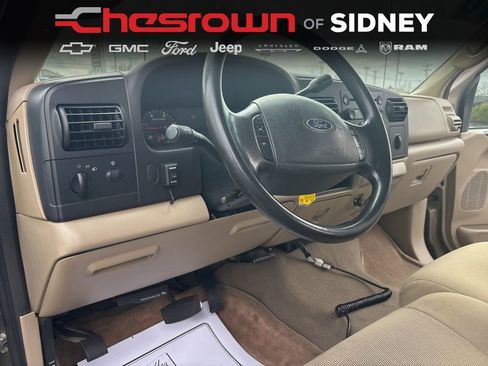 Used 2006 Ford F350 XL image 52