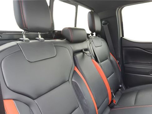 Used 2025 Ford Ranger Raptor AWD/4WD image 34
