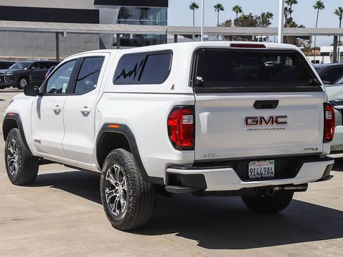 Used 2024 GMC Canyon AT4 AWD/4WD image 9