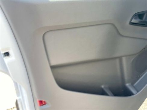 New 2025 Ford Transit 250 148 Medium Roof image 17