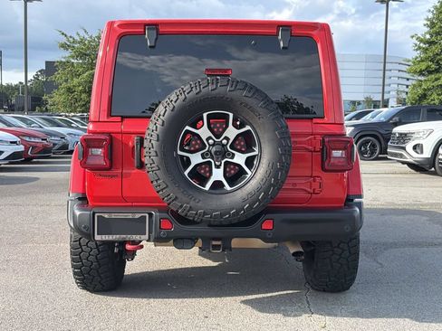 Used 2021 Jeep Wrangler Unlimited Rubicon AWD/4WD image 4