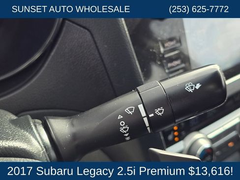 Used 2017 Subaru Legacy 2.5i Premium w/ Moonroof Package AWD/4WD image 32