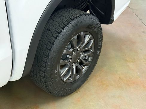 Used 2019 Ford Ranger XL w/ Equipment Group 101A Mid image 17