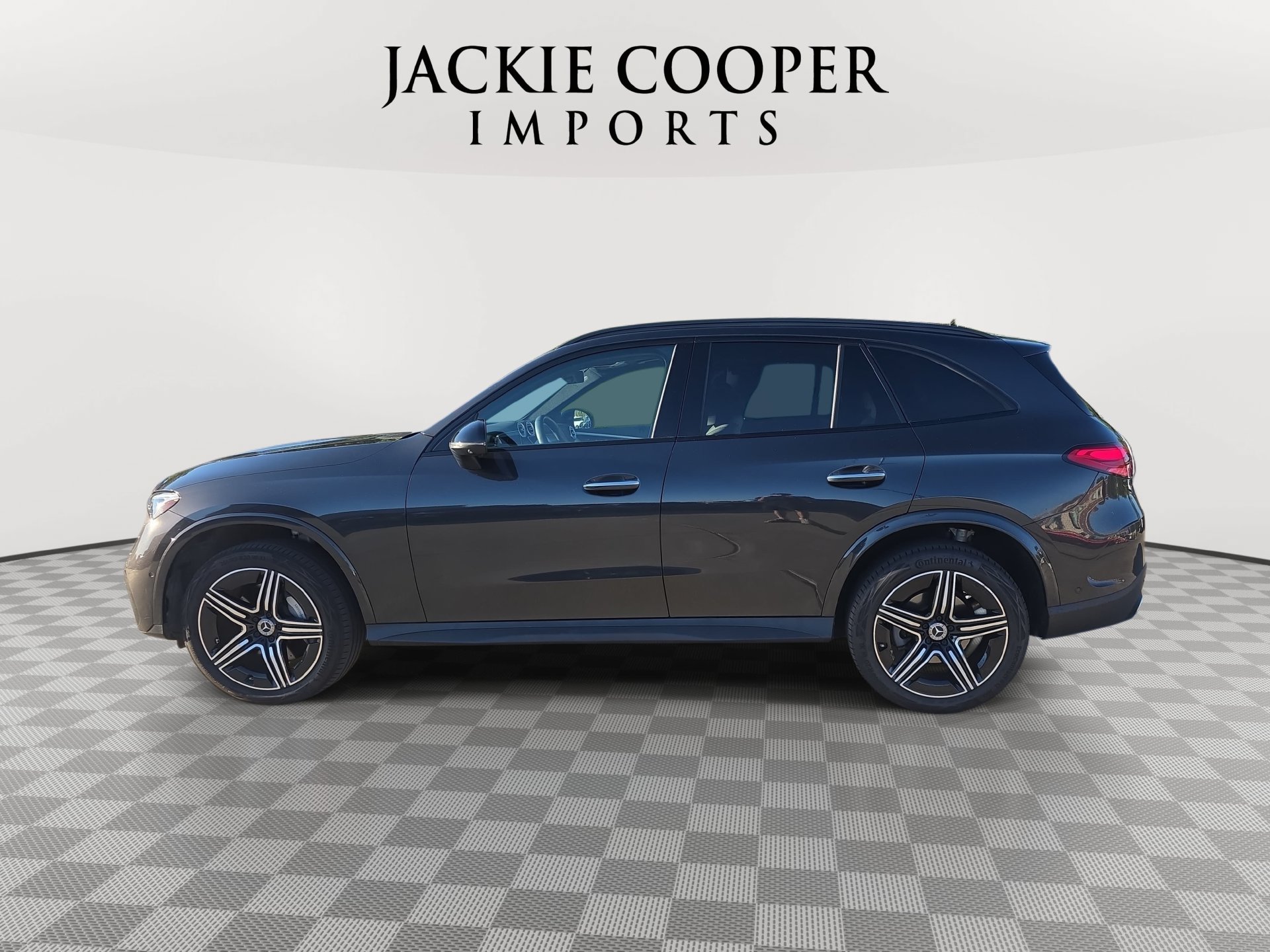 Used 2026 Mercedes-Benz GLC 300 4MATIC image 8