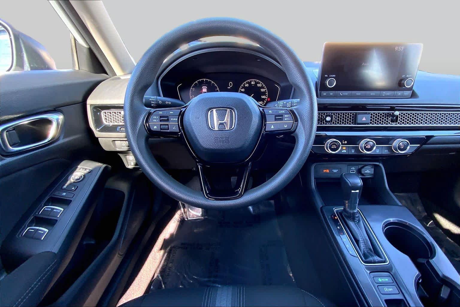 Used 2022 Honda Civic LX image 5