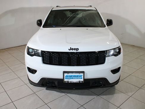 Used 2019 Jeep Grand Cherokee Laredo image 20