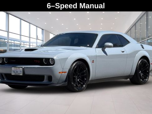 Used 2021 Dodge Challenger R/T Scat Pack RWD image 8
