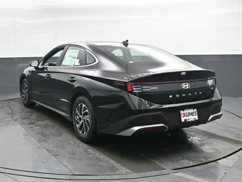 New 2026 Hyundai Sonata Blue image 10