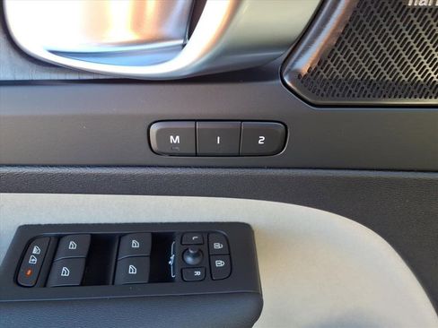 New 2026 Volvo XC40 B5 Ultra w/ Protection Package Premier image 14