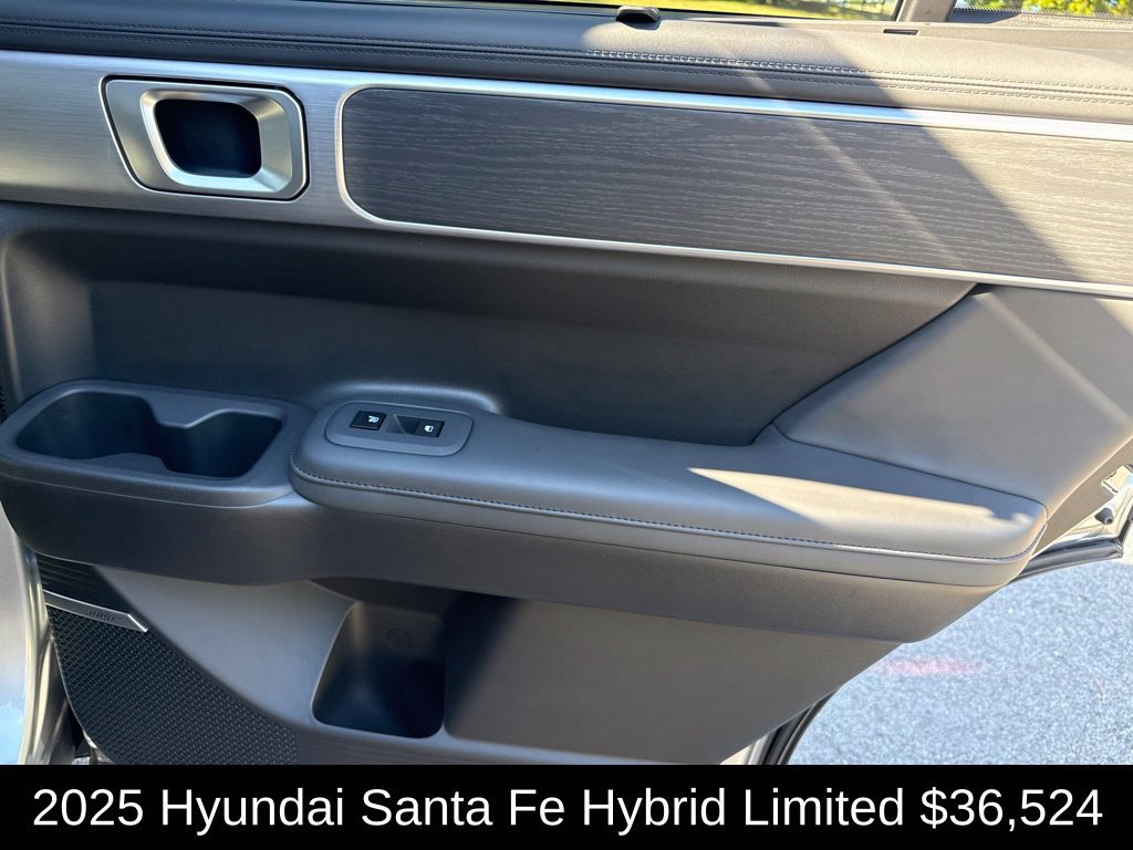 Used 2025 Hyundai Santa Fe Limited FWD image 26
