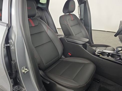 Used 2026 Chevrolet Trax RS w/ Sunroof Package FWD image 20