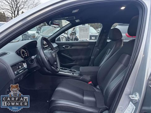 Used 2025 Honda Civic Sport image 13