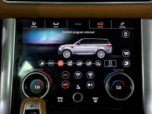 Used 2019 Land Rover Range Rover Sport SVR AWD/4WD image 25