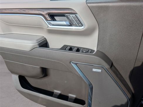 New 2026 GMC Sierra 1500 SLT w/ SLT Premium Plus Package AWD/4WD image 39