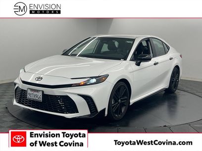 Used 2026 Toyota Camry Hybrid w/ Convenience Package